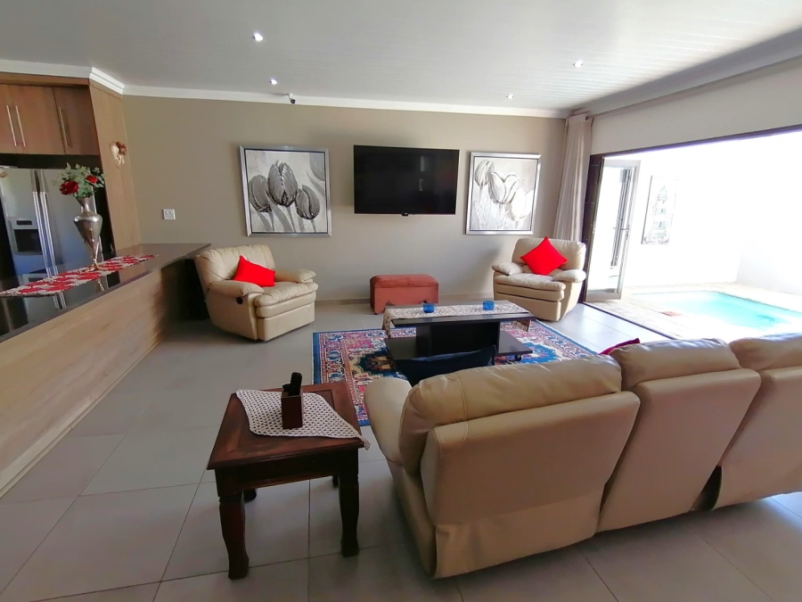 3 Bedroom Property for Sale in Langenhovenpark Free State